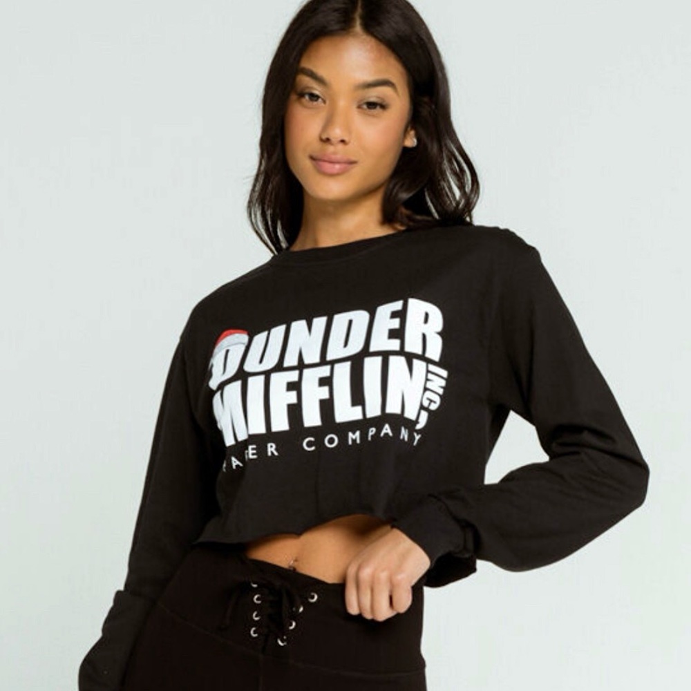 NWOT Dunder Mifflin Long Sleeve Crop Top | The Office Cropped Tee